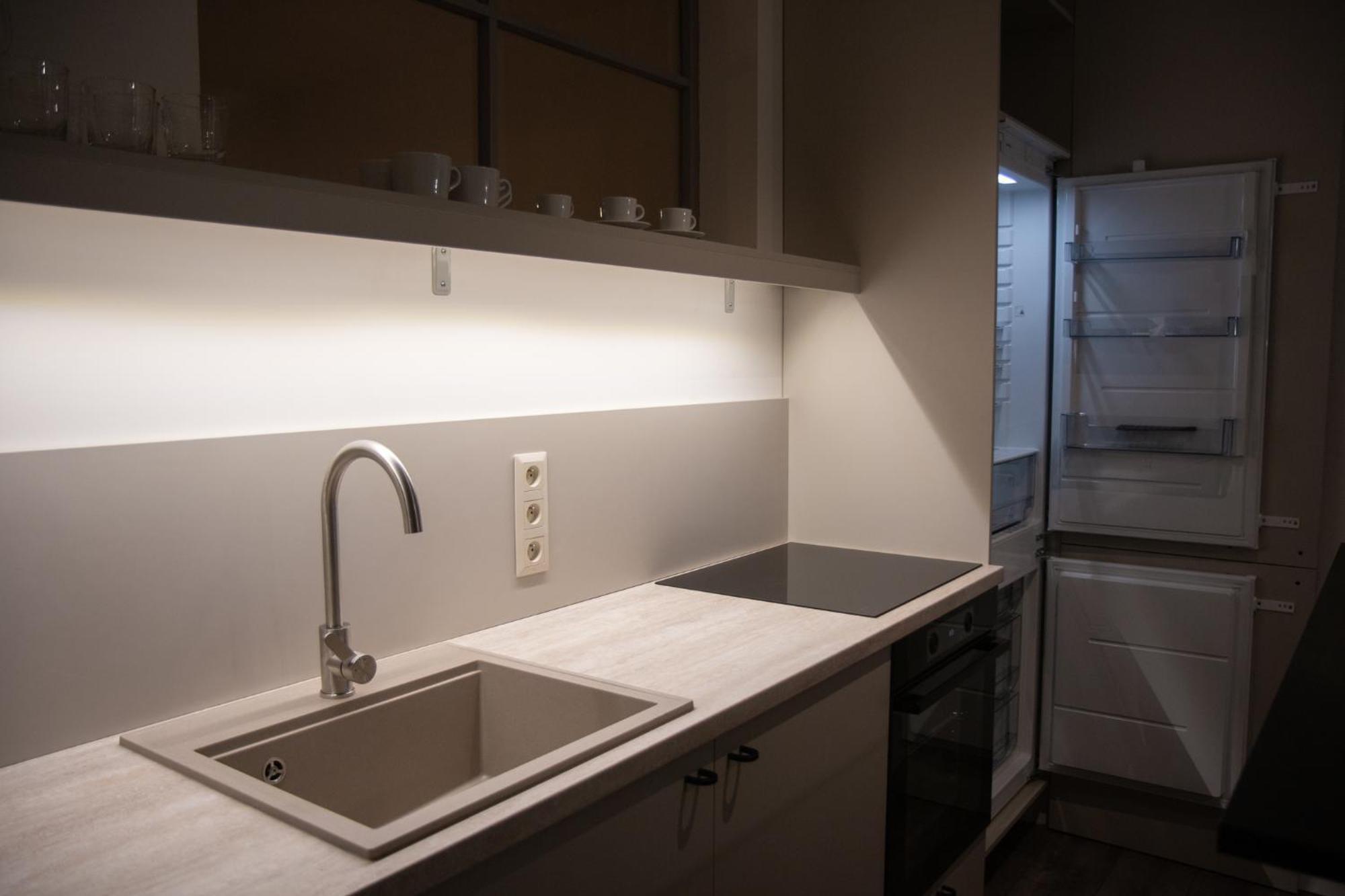 Hotel Capital With Private Wellness Nitra Bagian luar foto