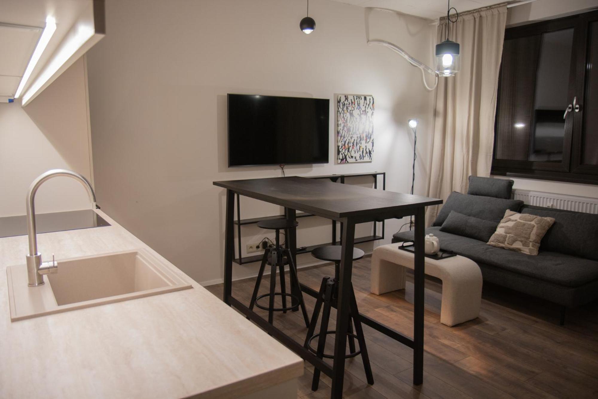 Hotel Capital With Private Wellness Nitra Bagian luar foto
